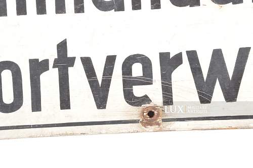 directional wooden sign