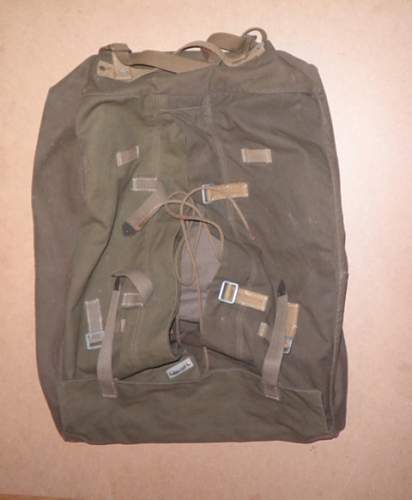 Rucksack or bag. Is it WW2 period?