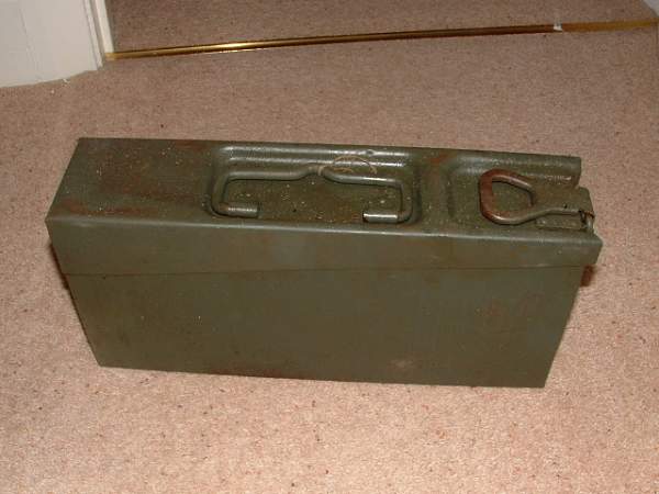 MG Sling and Ammo Tin