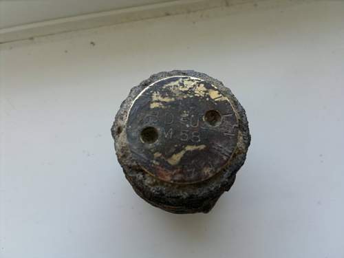 german bomb fuse found utah beach can u help????
