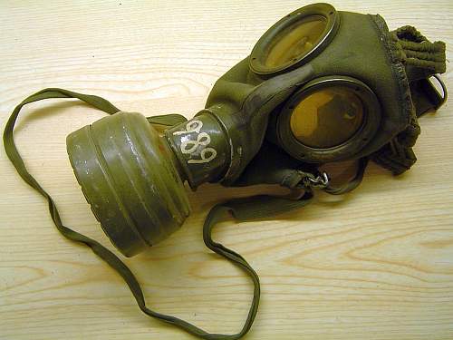 M-38 Gasmask and canister