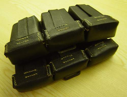 Matching K98 ammo pouches, RB-Nr. 0/0365/0012