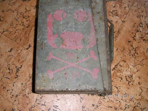 Need help,is this ammo box  German ?