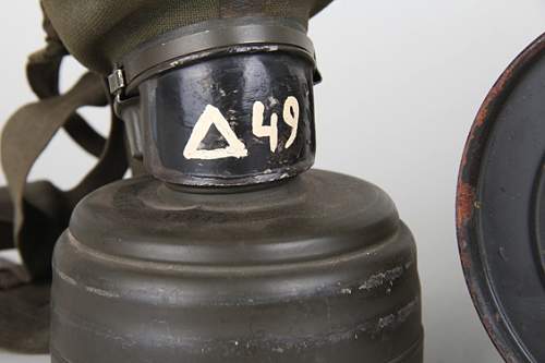 Gas mask &amp; canister