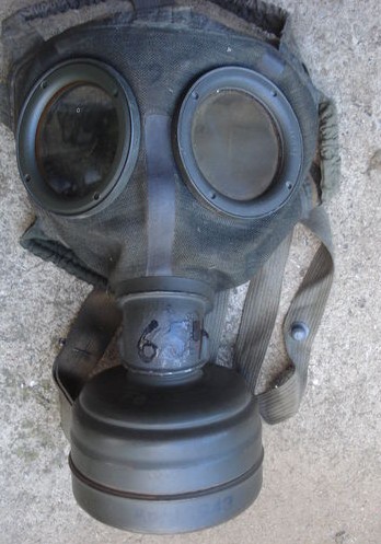 My very first (hopefully not last) gasmask &amp; canister...