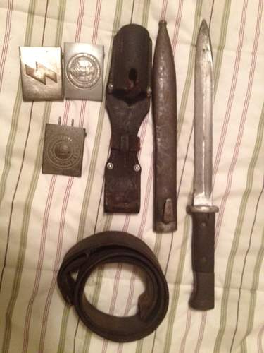 Buckles and bayonet sale, how can I tell if faked?