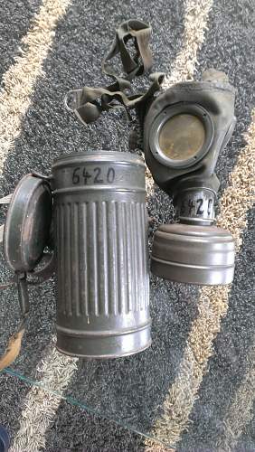 Wehrmacht gasmask with cannister short model