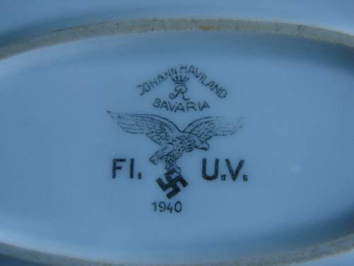 Luftwaffe Platter with unknown insignia: Any Ideas