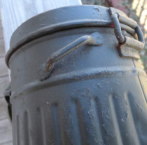 German Early Gas Mask and Canister