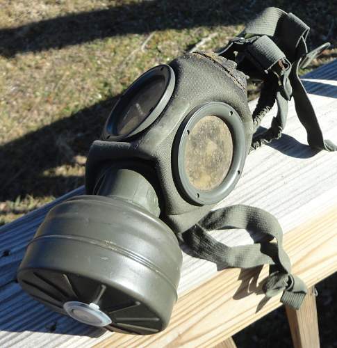German Early Gas Mask and Canister