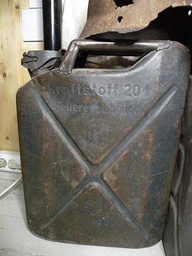 Wehrmacht wasser jerrycan 1943