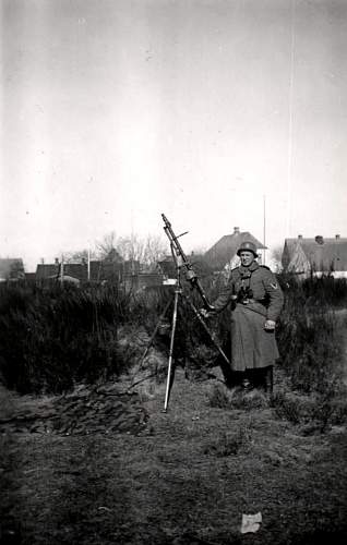 M31 Zeltbahn in use (period photos)