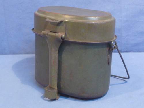 1943 dated Steel mess kit