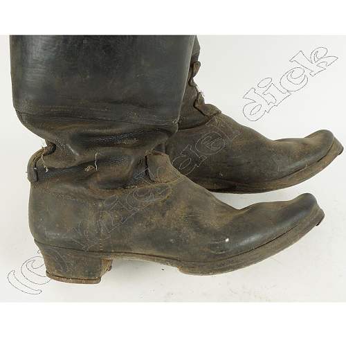 HELP!! are these german ww2 boots?