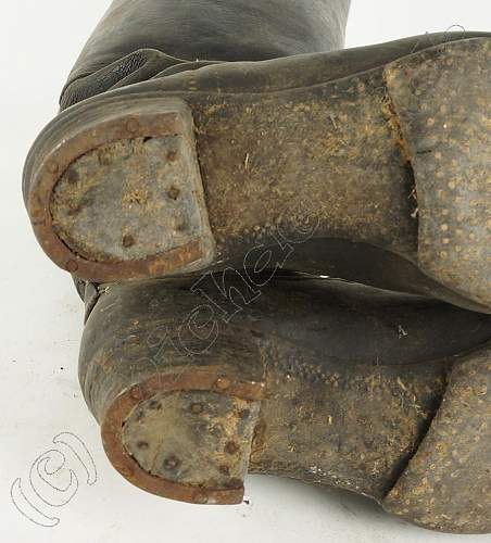 HELP!! are these german ww2 boots?