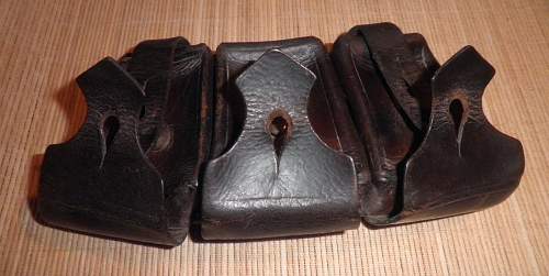 Curious ammo pouch-similar to K98