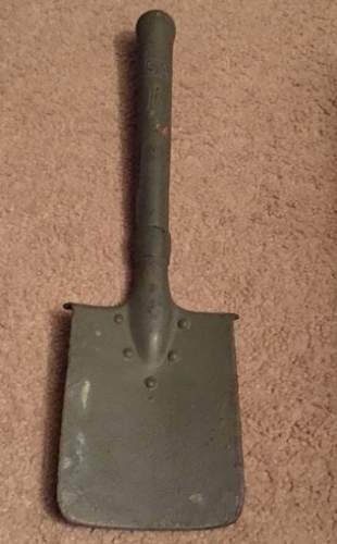 Finnish entrenching tool and carrier used by the Wehrmacht