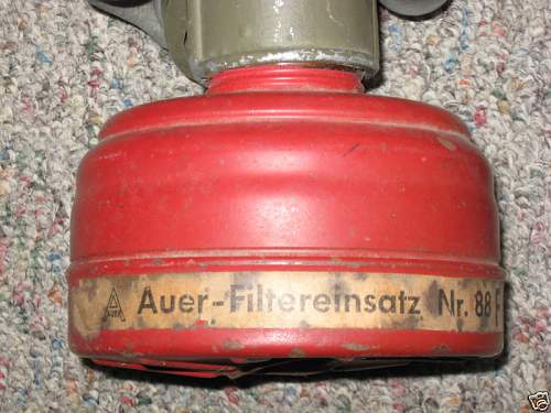 Ww2 german gas mask &amp; canister?