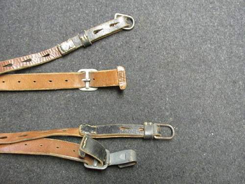 unmarked y straps are they common?