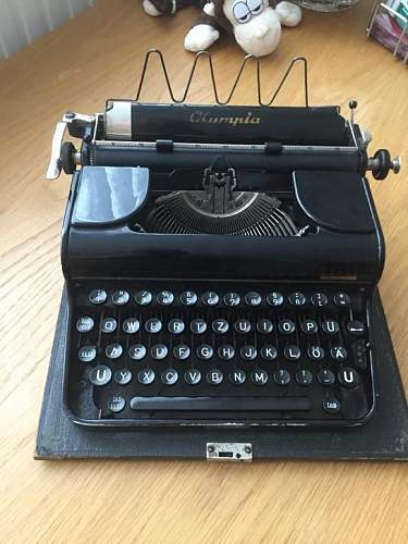 Olympia typemachine