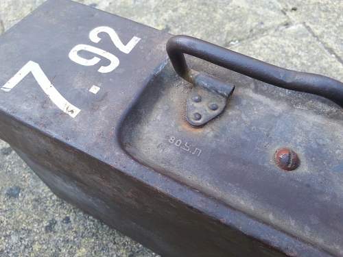 MG42 Ammo tin with Israel markings?