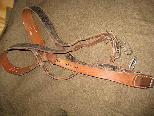 Are These Y-Straps Original WWII German Y-Straps?