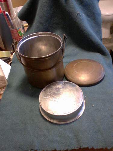 It looks like a mess kit, but whose?