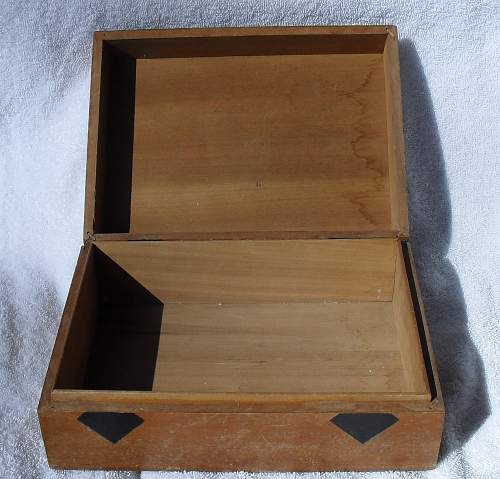 Feldpostebriefe - WW1 Wooden box?