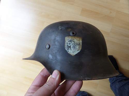 Finnish battlefield found helmet odd decals