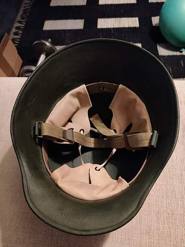 Restoration of Finnish issued M17 helmet