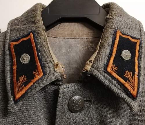 Salty M/36 (1944) uniform coat to a second lieutenant in an antitank unit