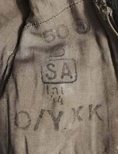 Salty M/36 (1944) uniform coat to a second lieutenant in an antitank unit