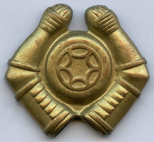 Finnish Armor Shoulder Insignia and are they Wartime era?