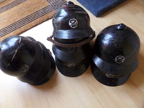 1 or 2 Russian/Finnish m17 helmets