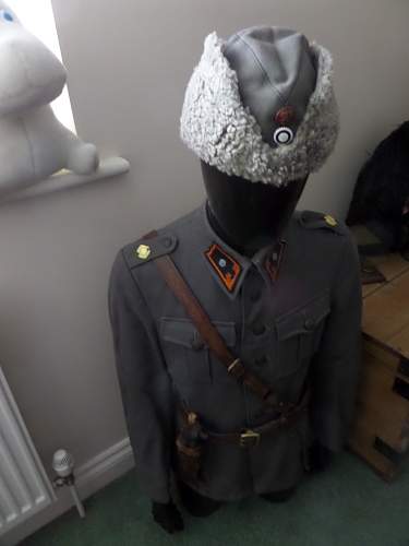 New Finnish uniform pick up