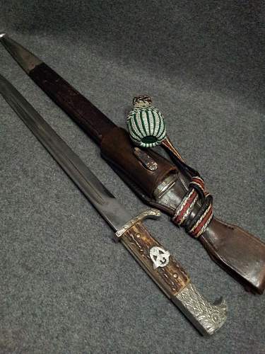 Eickhorn short police bayonet.