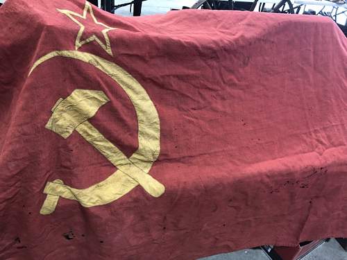 Desperatly looking for thoughts WW2 Soviet Russian Flag!?!?