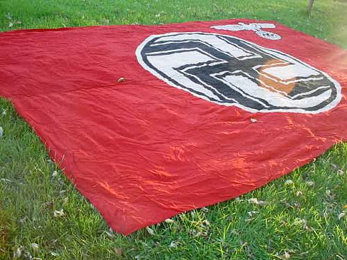 Extremely large ww2 german State service flag,info needed