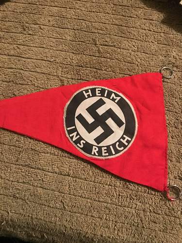 Heim Ins Reich Pennant help please