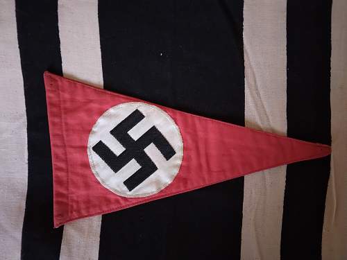Reichskriegsflagge and swastika Pennant: Original??