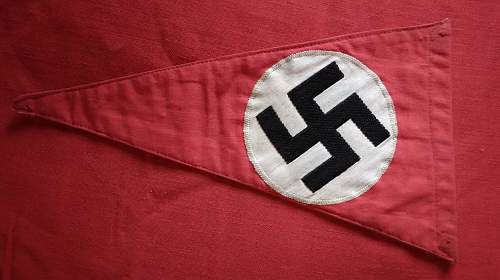 Reichskriegsflagge and swastika Pennant: Original??