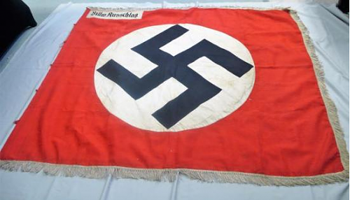 Unknown Standarte or Flag - Thoughts?