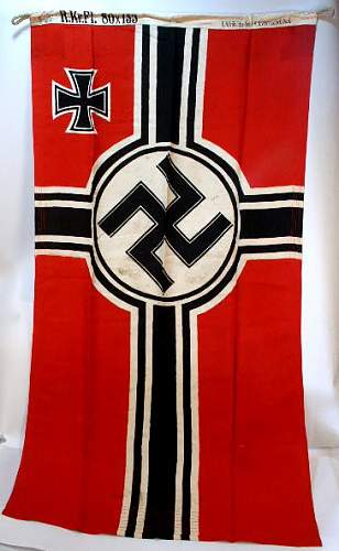 Small Reichskriegsflag.