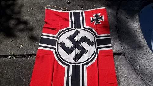 Smaller Kriegs Flag - No maker?