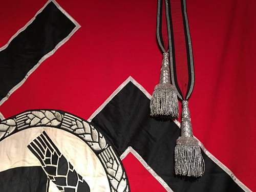 RAD Pole / Flag Tassles