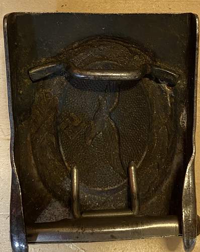 Reverse of belt buckles