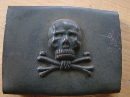 Another interesting buckle: skull and crossed bones