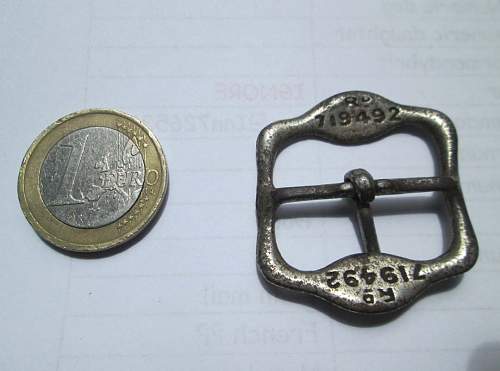 Small buckle I.D