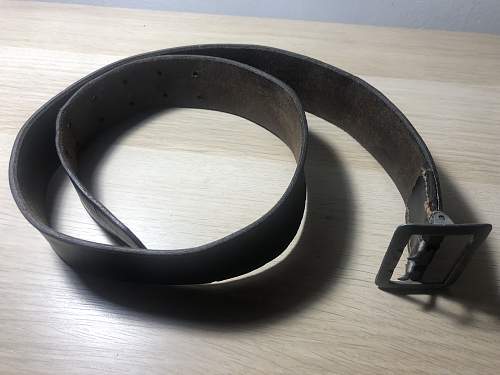 Unknow brown leather belt