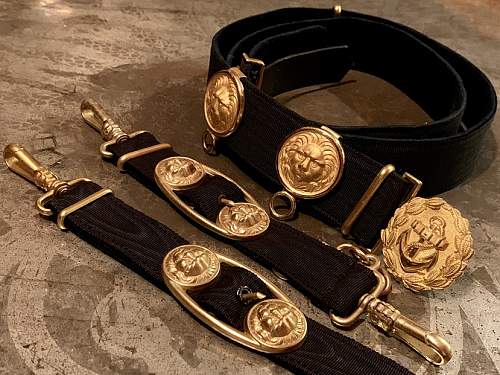 Das Buckle Collection